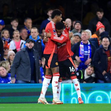 FPX碾压TSM，Bin单局斩获MVP焦点之战八强赛，点燃全场激情