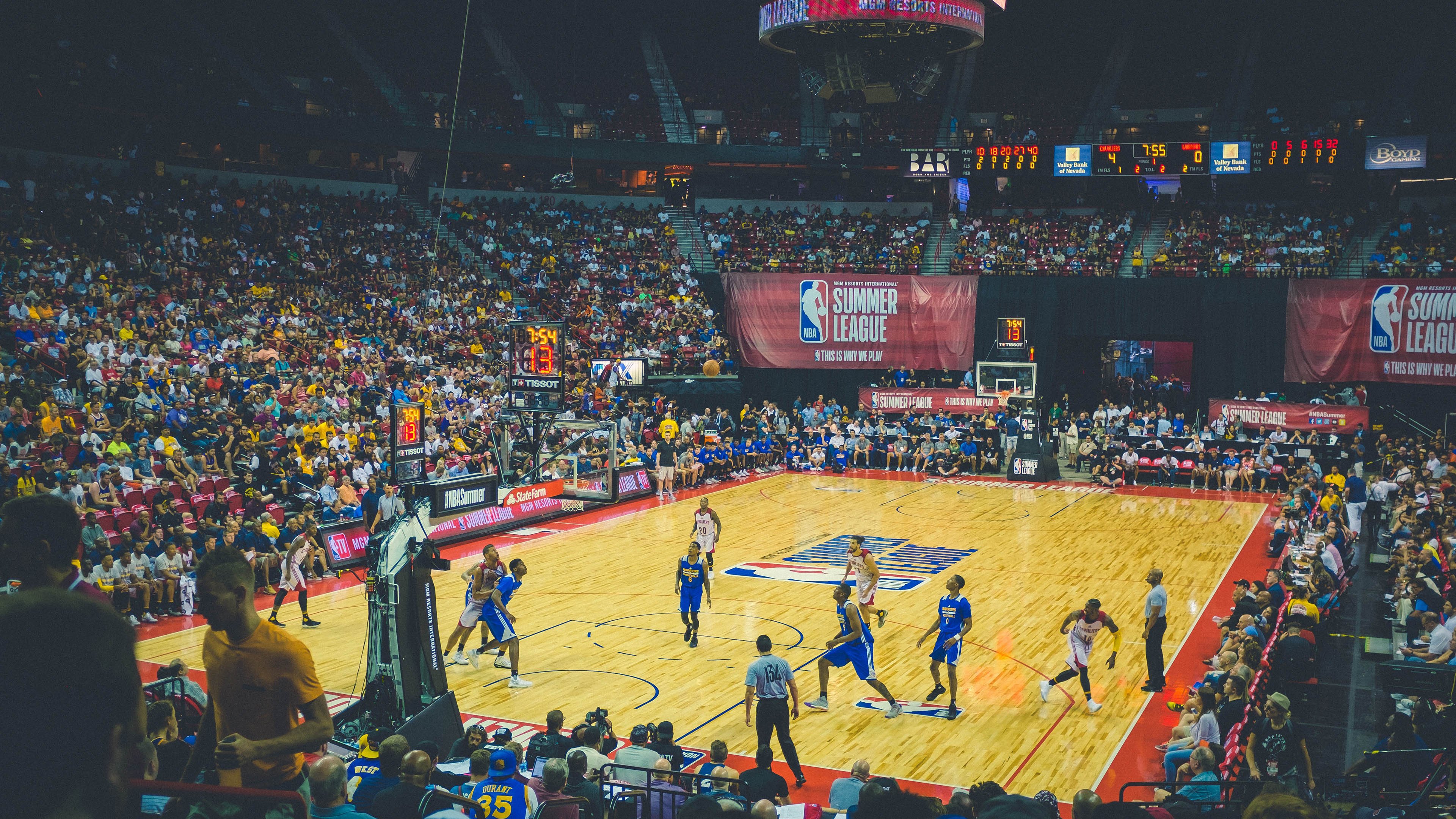 德布劳内爆发vs玻利维亚绝杀，足球世界的两个极端